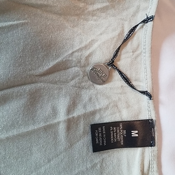 Shirt - Picture 2 of 4